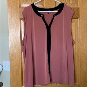 Sleeveless Mauve blouse